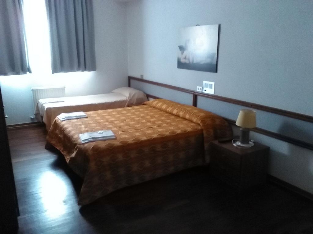 Hotel Cristallo Assergi Rom bilde
