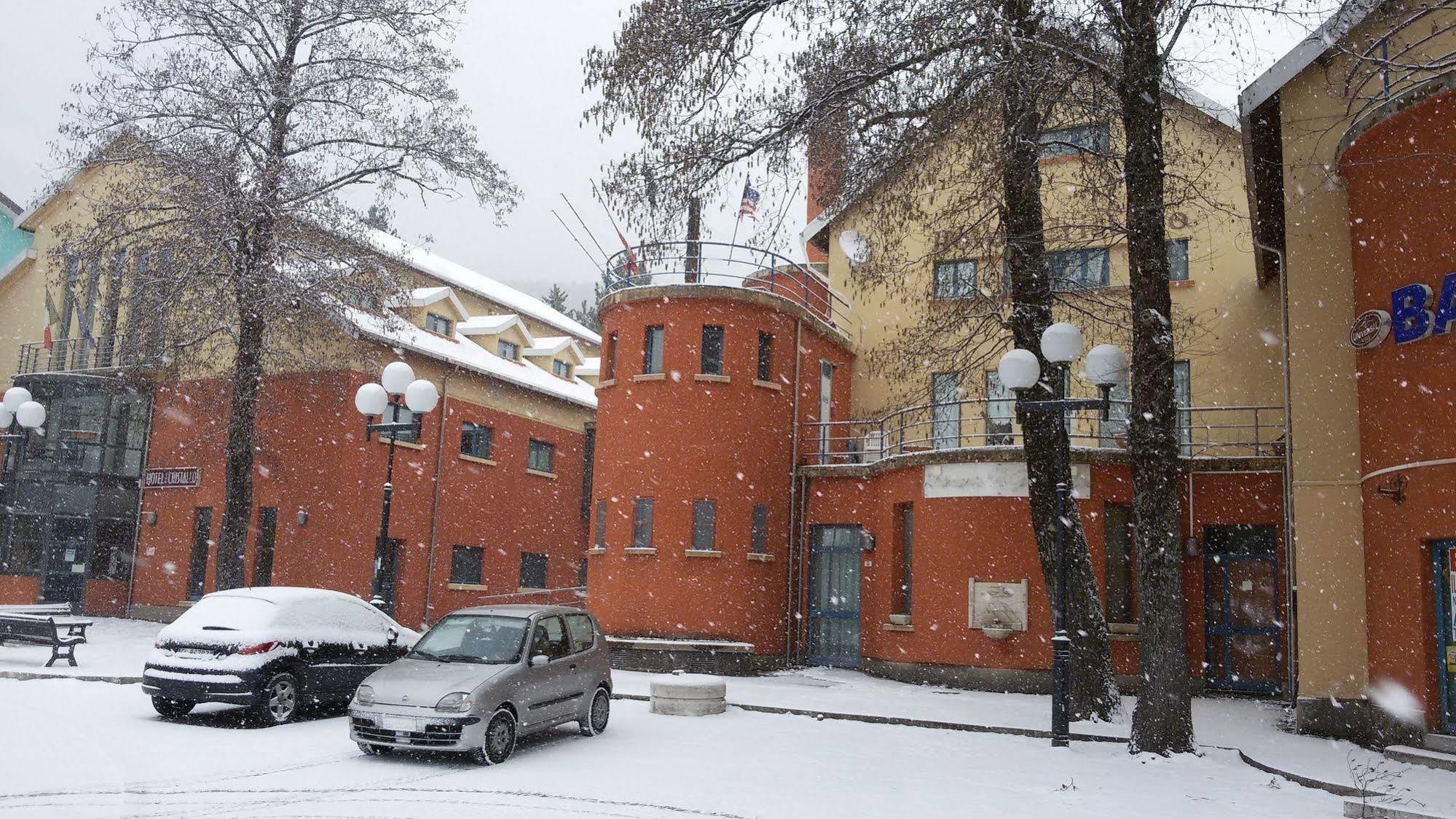 Hotel Cristallo Assergi Eksteriør bilde
